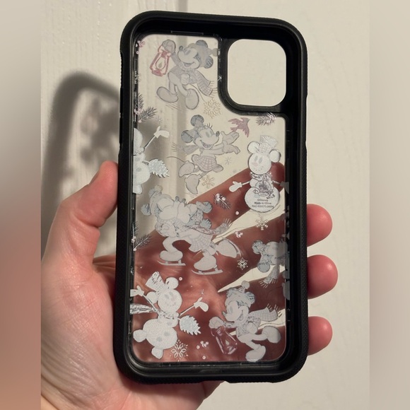 Disney - IPhone 11/XR Mickey and Minnie Holiday Phone Case - Picture 3 of 3